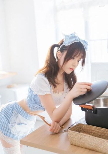 厨房的春潮a片_在线观看免费电影