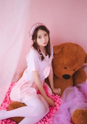 欧美av女优电影_HD完整在线观看