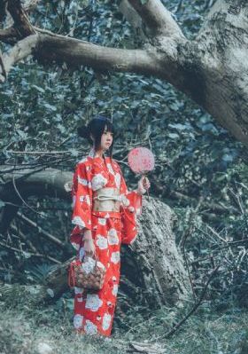 欧美潮牌刺绣卫衣男潮_HDHD在线观看
